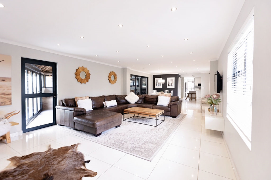 4 Bedroom Property for Sale in De Bron Western Cape